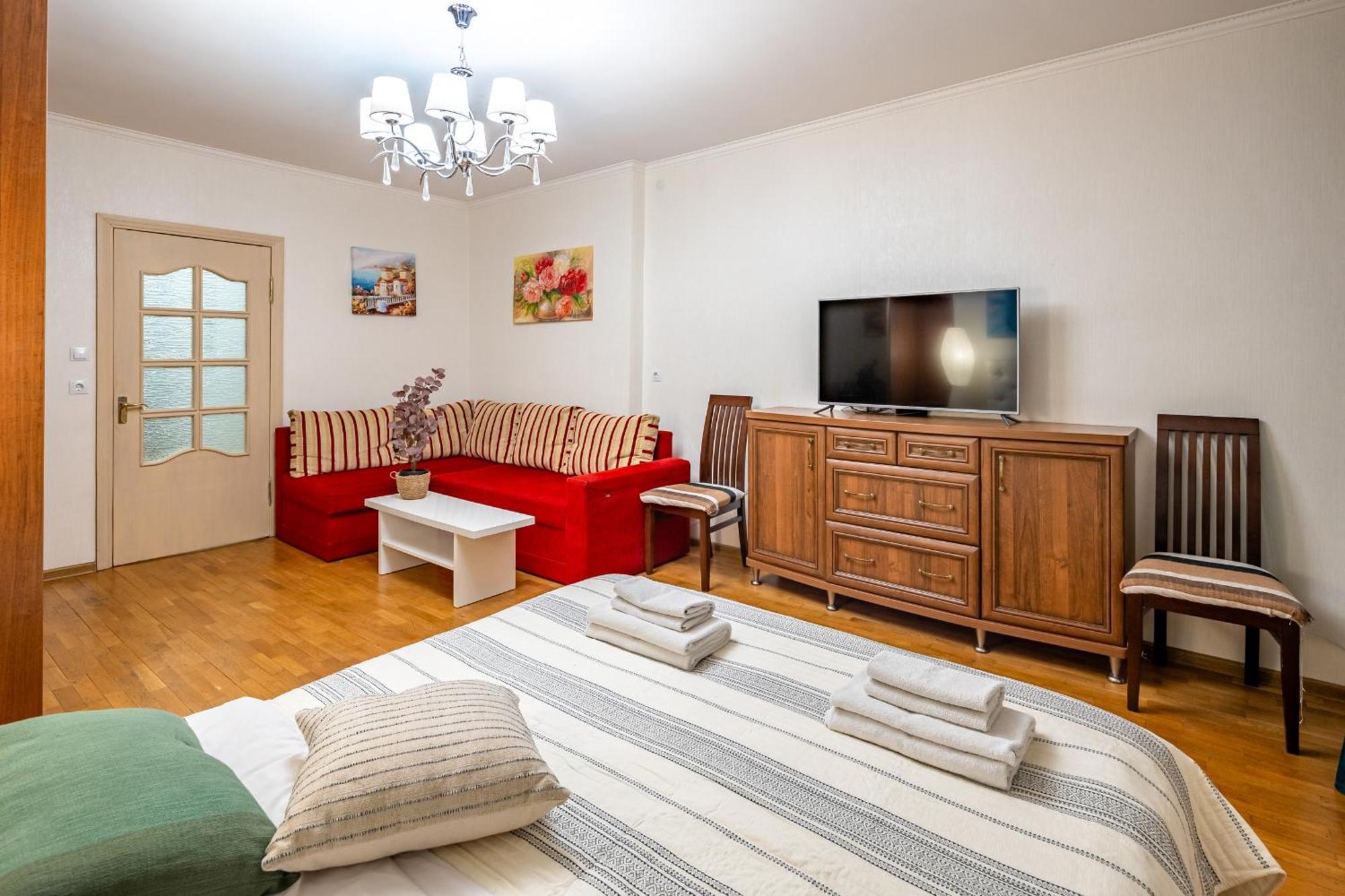 Just Another Comfy Apartment On The Main Squere. 2 Bedrooms, Own Heating, Ac Lviv Exterior photo