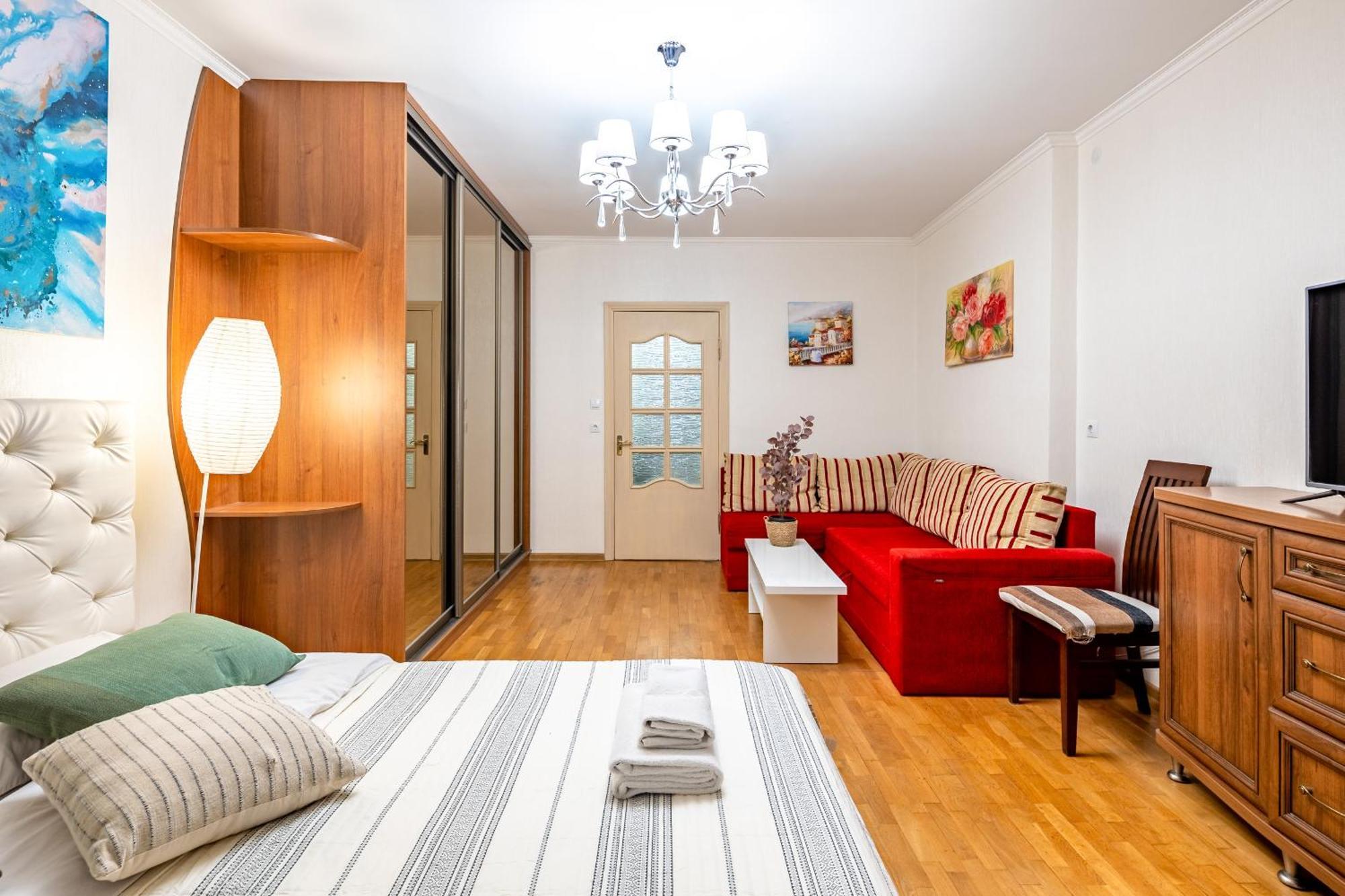Just Another Comfy Apartment On The Main Squere. 2 Bedrooms, Own Heating, Ac Lviv Exterior photo